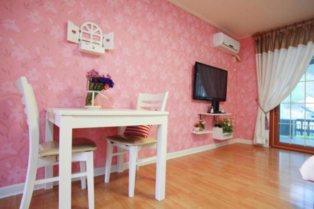 Eoullim Pension Starlight Yard Pyeongchang Room photo