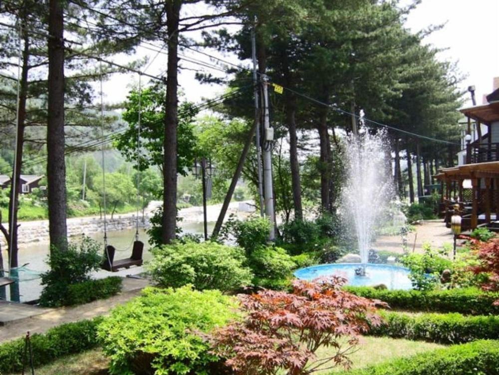 Eoullim Pension Starlight Yard Pyeongchang Exterior photo